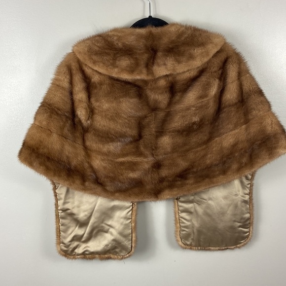 VINTAGE David Graff Albany 50’s Mink Cape - Picture 8 of 14